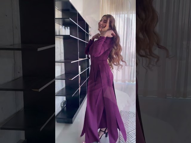 جمبسوت مزين بورد ثلاثي الابعاد وشرائط متدلية أنيقة من الخصر لون موف قماش كريب اكمام طويلة