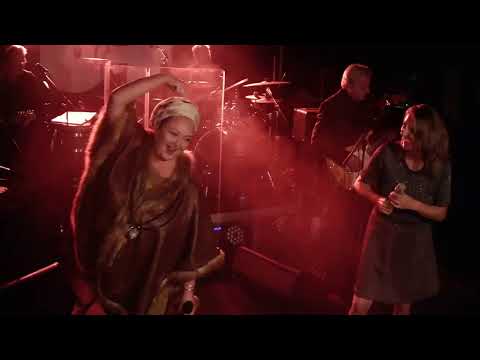 Falco 2022 - Goldfisch' live im @U4DiskothekOfficial - America - Birgit Denk & Tini Kainrath