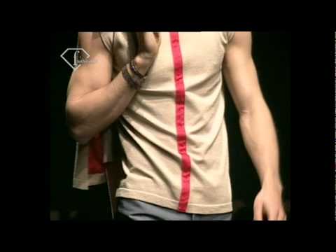 Alessandro Dellacqua Hom PE 2000 | FashionTV - FTV.com