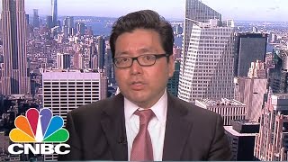 Tom Lee On A Strange Market Disconnect | Trading Nation | CNBC