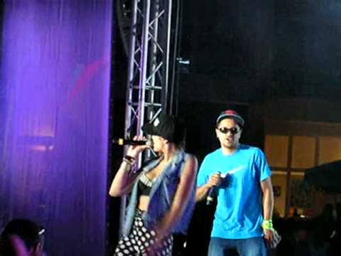 Mihaela Fileva feat. VenZy - Opasno blizki (live)