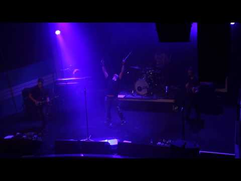 DGang 4º Aniversário -  Sala Tmn ao vivo ( cover de Show Must Go On )