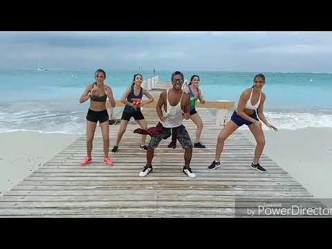 9699chuyennguyenhue - Daddy Yankee - Mao Zumba - Coreography