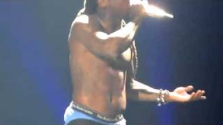 Lil Wayne Outro Freestyle in New York 2011