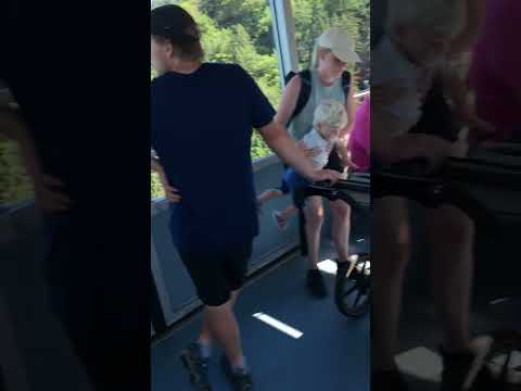 Pfänderbahn Aufstieg Bregenz Blick auf den Bodensee und die Alpen