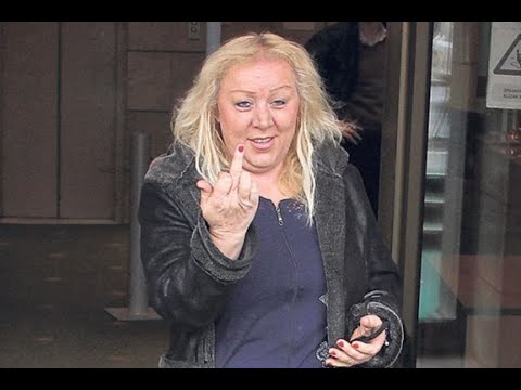 OD KAFANE DO ZADRUGE Zorica Markovic - Lutajuca kamera - Paparazzo