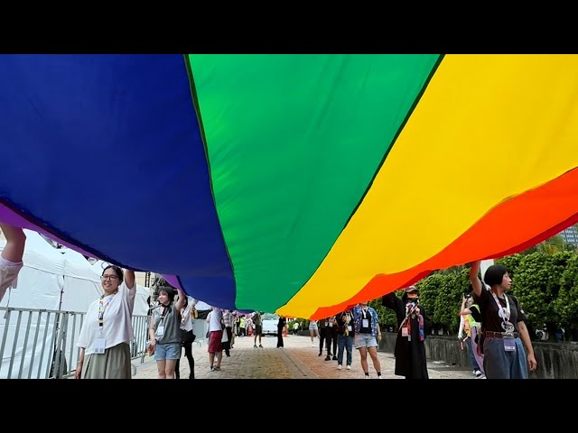 Over 180,000 attend Taiwan Pride in Taipei
