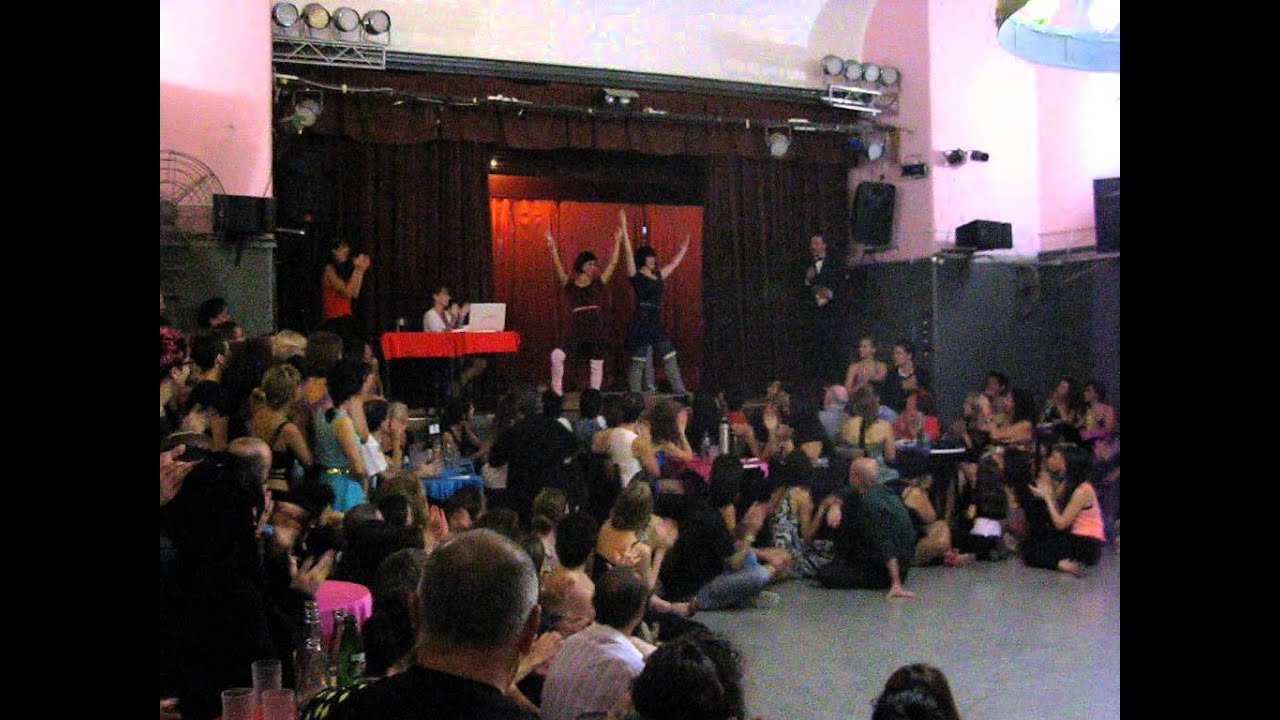 ARIADNA NAVEIRA y MARIELA SAMETBAND en Viva La Pepa! Milonga