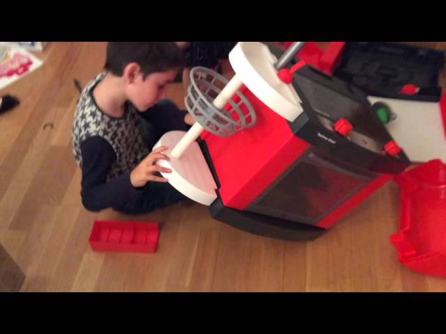 Vídeo relacionado con Chicos - Techno Chef, Cocina con Luces y Sonidos (Fabrica de Juguetes 85015)