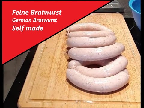 Die selbst gemachte feine Bratwurst/Homemade German Bratwurst for Oktoberfest