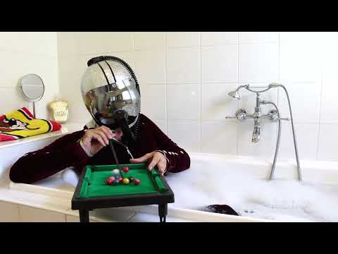 Bob Log iii comes clean on America and Canada - exclusive bathtub interview