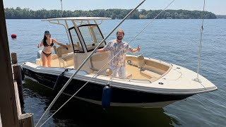 Electric boat on the lake