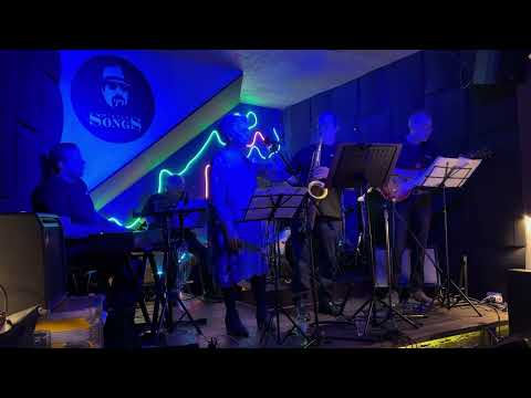 One more kiss - (P.Skellern - Vangelis)