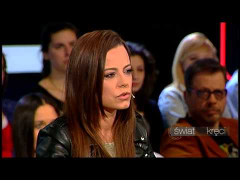 Mucha pseudointelektualistka waląca frazesami