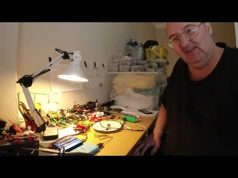 MongoTV_5919 - Mongo Drones Testcenter - Del 16 - Kigger På Mine Gamle Droner og Droneudstyr