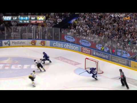 Johan Ryno misses empty net