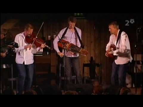 Väsen - Hasse A's (live, 2006)