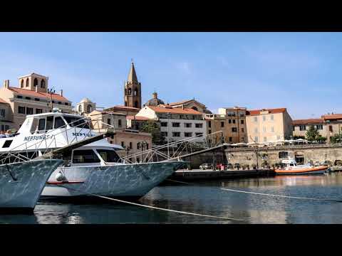 Morning walk in Alghero