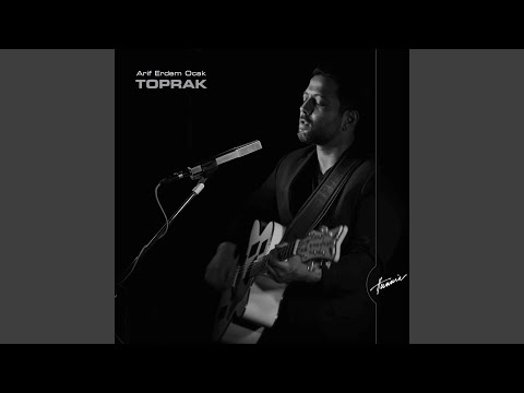 Uzun İnce Bir Yoldayım