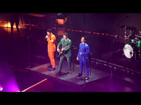 download lagu mp3 mp4 Jonas Brothers Tour 2019 Dallas, download lagu Jonas Brothers Tour 2019 Dallas gratis, unduh video klip Jonas Brothers Tour 2019 Dallas