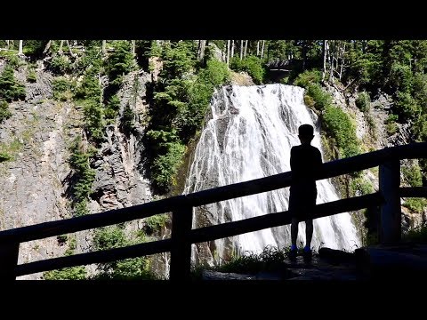 NARADA FALLS! MOUNT RAINIER NATIONAL PARK, WASHINGTON.
