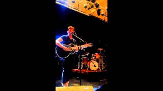 Tyler Ward - Hardest Thing live during Soundcheck (Cologne, May 2014)