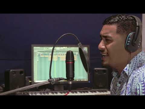 Auauna i le Alii by Oscar Mose