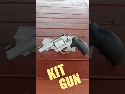 Smith & Wesson Model 317 KIT GUN