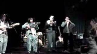 Saya Casarme quiero /Carlos Carmelo. playing charango / (Kallpa Inca) Concert live in New York USA.