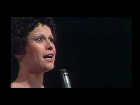 Elis Regina - Travessia (Milton Nascimento - Fernando Brant) 2007