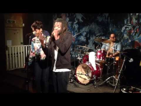 Naomi Silvanie ft. Arthur Rathling (DNA)