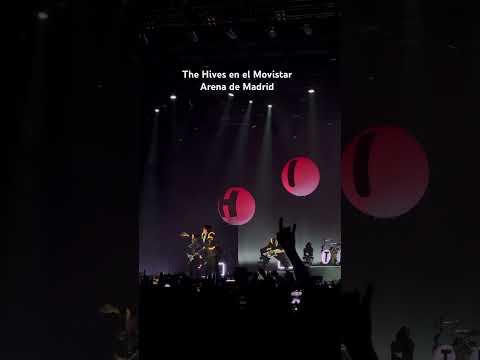 The Hives proporciona un espectáculo de sala punk en el Movistar Arena de Madrid