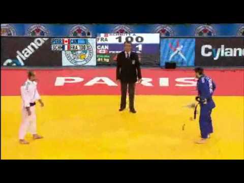 JUDO 2011 World Championships: Guillaume Perrault (CAN) - Alain Schmitt (FRA)