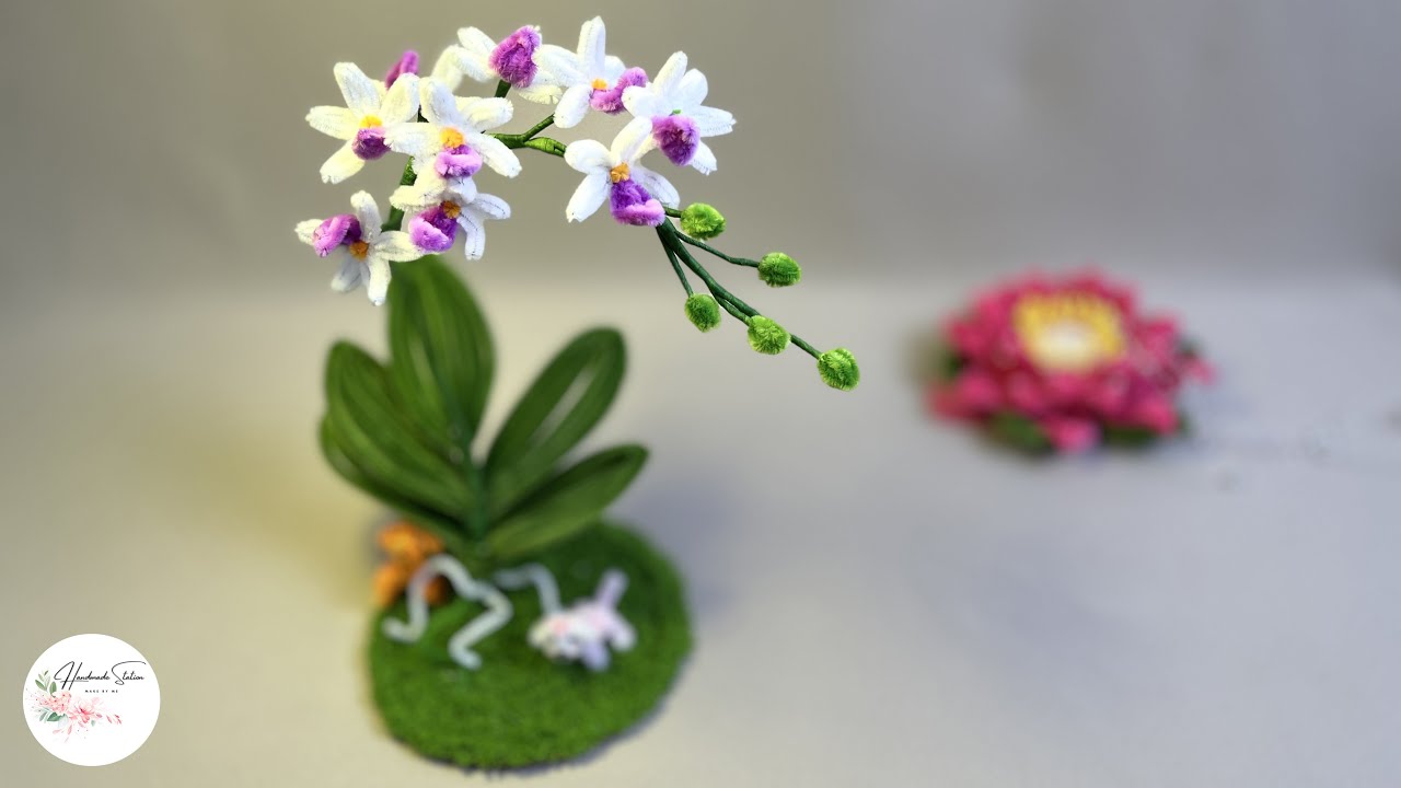Create Stunning white Phalaenopsis orchids Flowers with Pipe Cleaners: Easy DIY Tutorial!