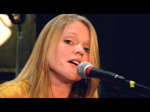 Marina Evans - California