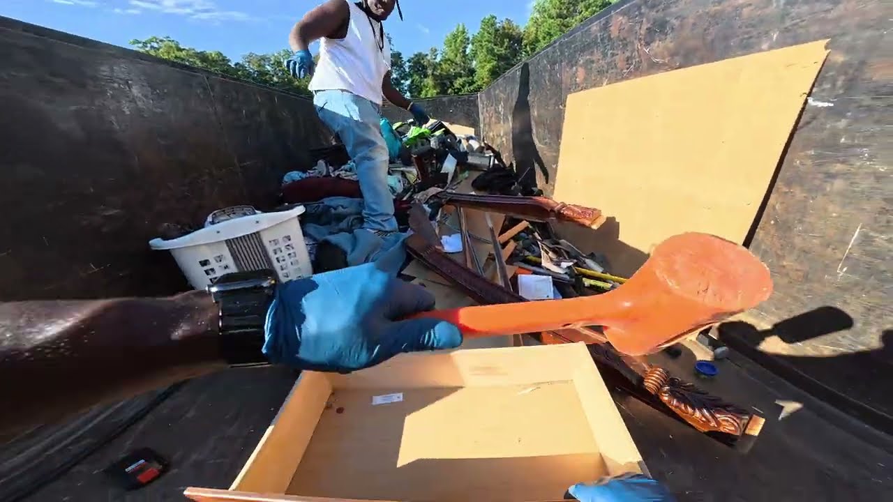 Messiest Studio Apartment Cleanout Ever: Filled FULL Trailer from ONE Unit!