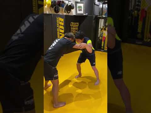持ち上げ技！【叩き落とし両足タックル】#shorts