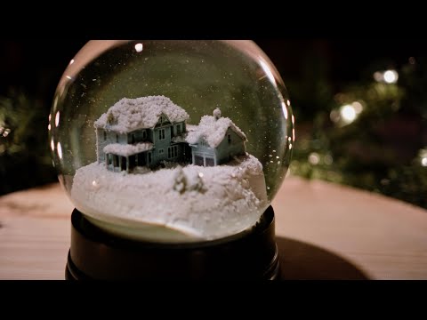 How Custom Snow Globes Are Made | Etsy Shop Snow Day Project