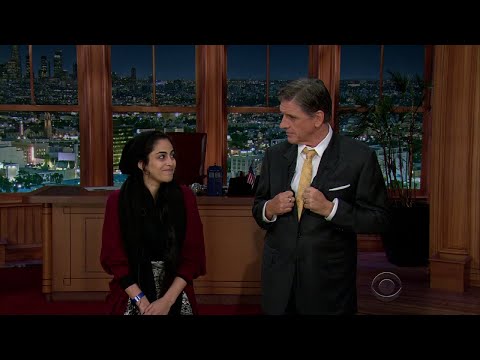 Late Late Show with Craig Ferguson 12/2/2014 Henry Winkler, Ariel Tweto
