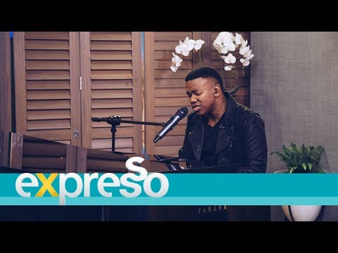 Loyiso Bala performs "Ndimbonile"
