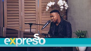Loyiso Bala performs "Ndimbonile"
