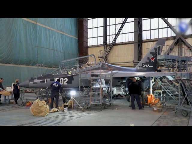 На Иркутском авиазаводе собрали второй опытный образец модернизированного учебно-боевого самолета Як-130М