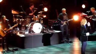 Mick Hucknall - Don't Let Me Be Misunderstood (live @ Brighton Dome)