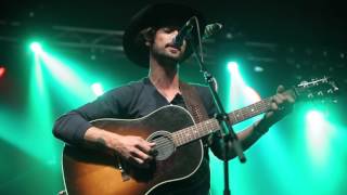 Ryan Bingham . Boracho station. Madrid.
