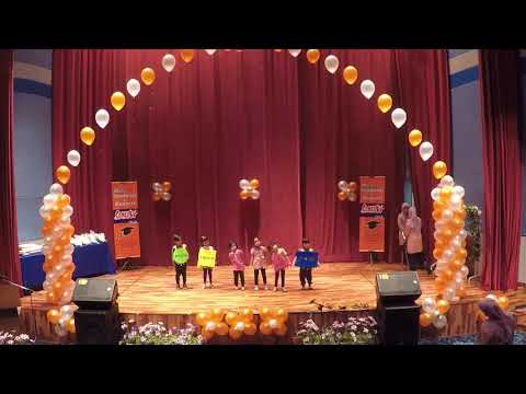 20181125 ComelKu Graduation 01 of 07 Shape Song