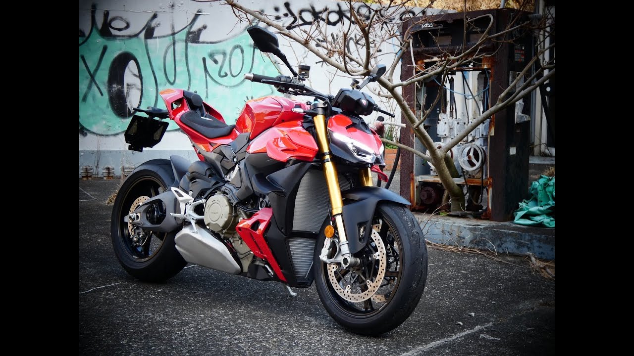 Ducati Street Fighter V4S 旧2020年モデルから新2025年モデルへの詳細進化点（ロード・インプレッション）
