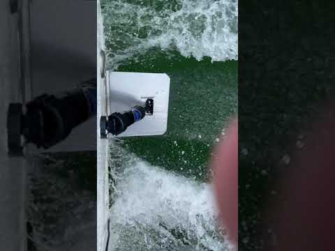 Trim tabs doing work
