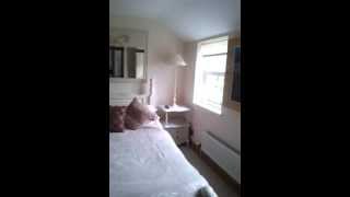 preview picture of video 'Plas Hen double room.'