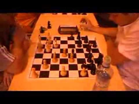 3.1. GM Sergej Movsesian - Martin Bezúch 1 - 0