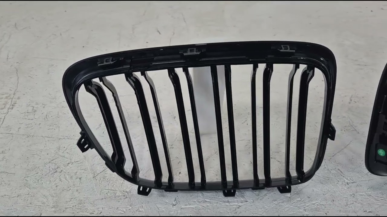 BMW X1 E84 2009-2015 Nieren M-Look (Schwarz Glanz) Video 1